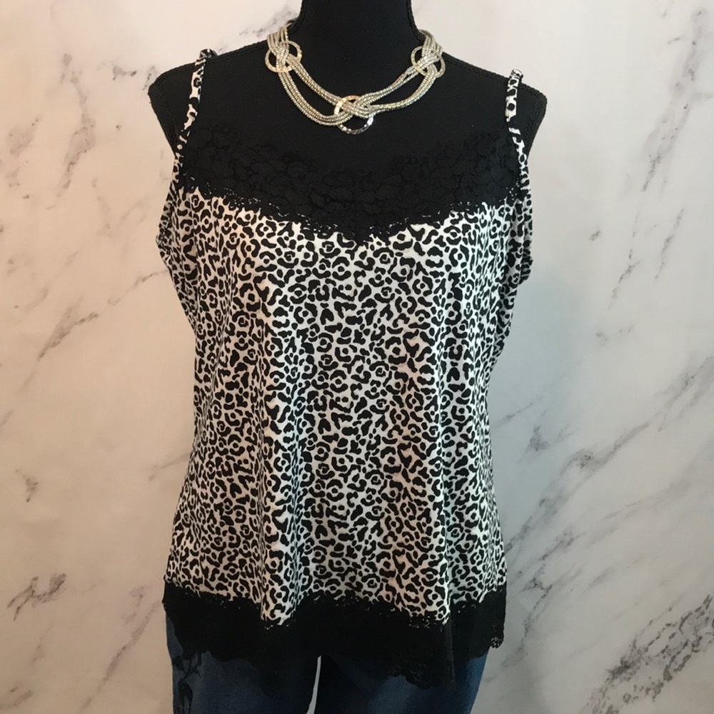 Leopard Print Tank Top w/Lace Detail